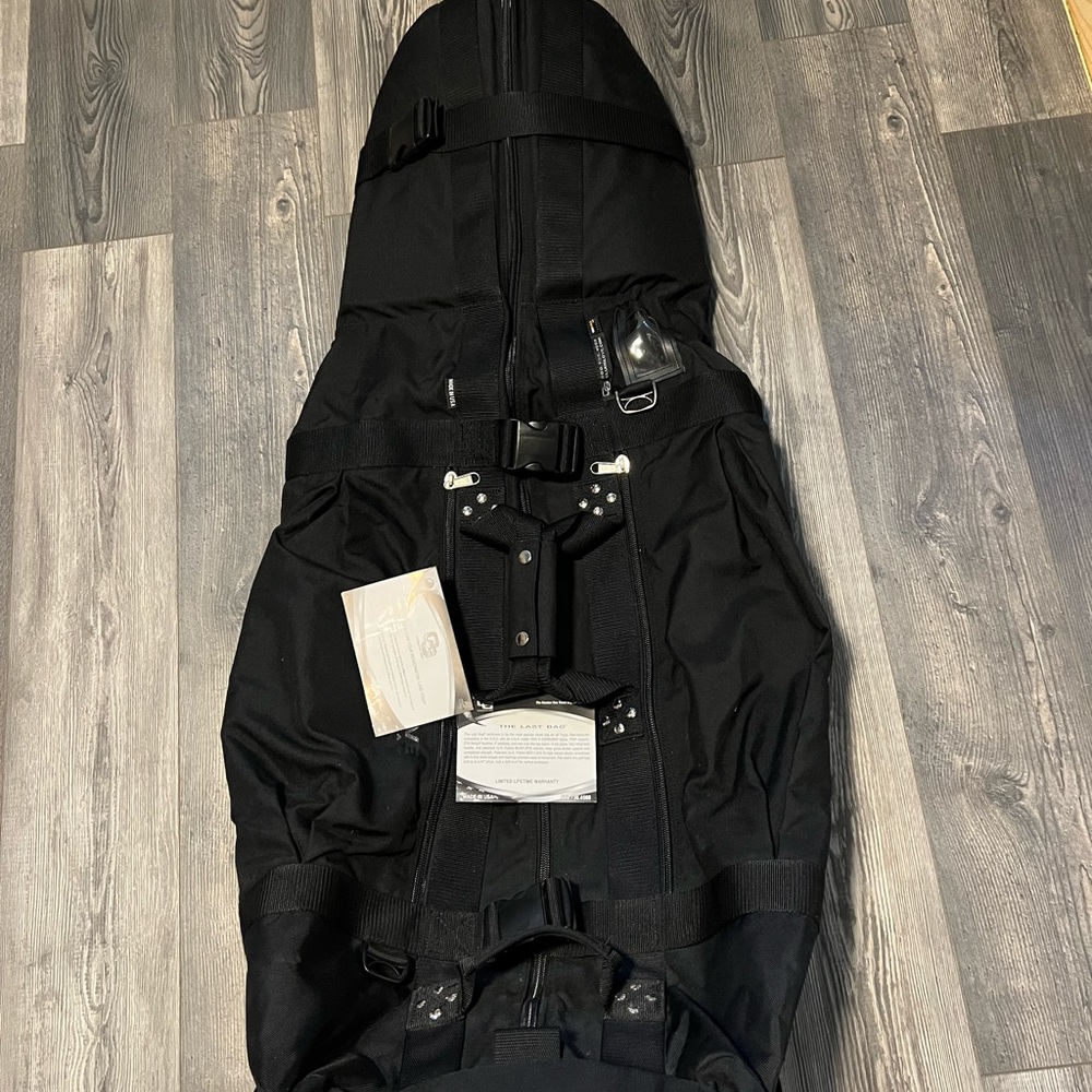 NWT club glove travel bag.